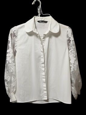 White Zara Button Down Blouse w/ Sheer Sleeves - Size M